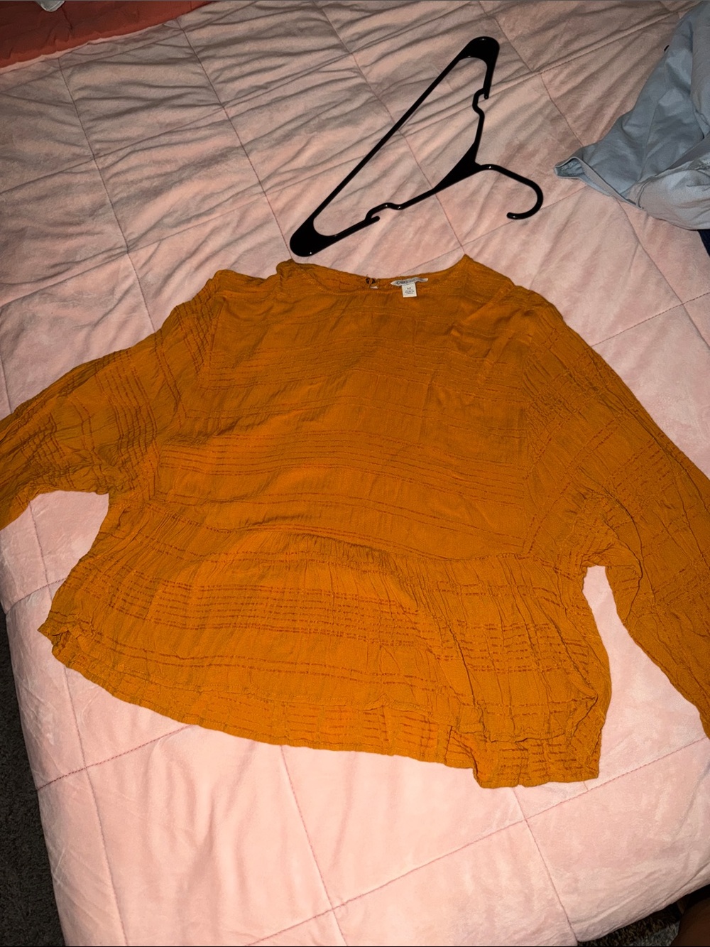 Women's Textured Long-Sleeve Blouse - Burnt Orange